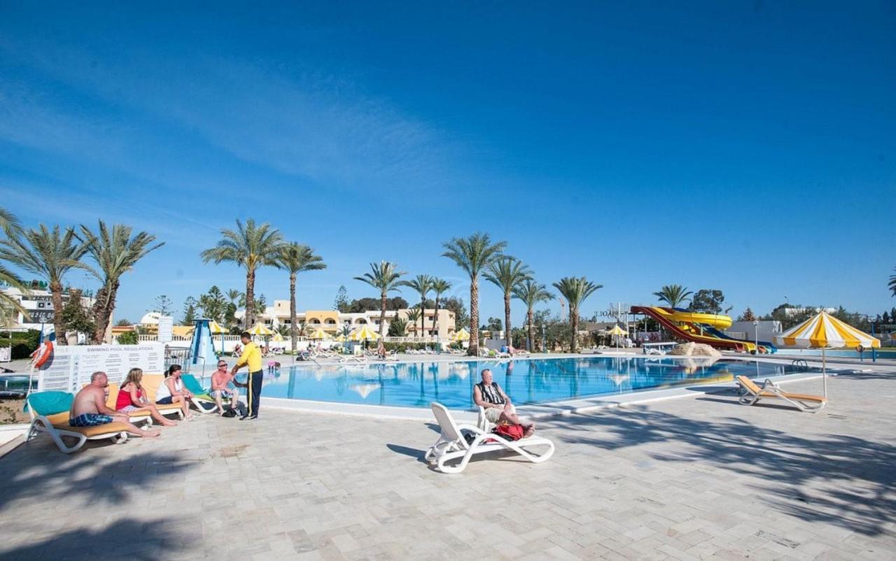 Riviera Hotel - Family Only Port El Kantaoui Luaran gambar